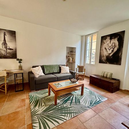 Appartements Climatises - Vieil Antibes Buitenkant foto