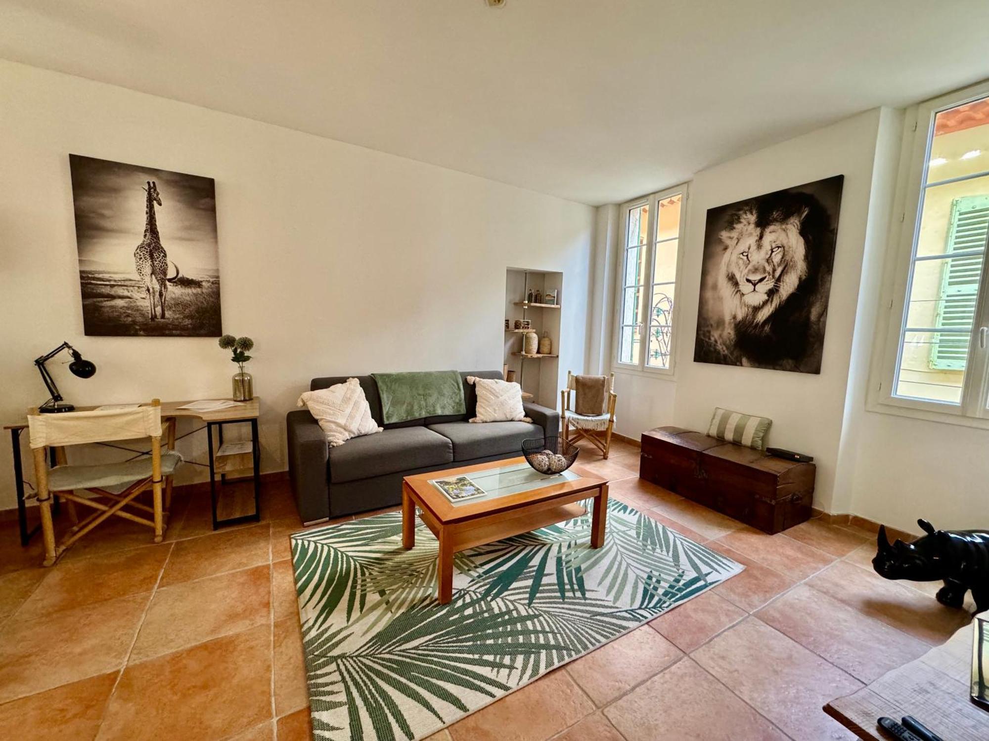 Appartements Climatises - Vieil Antibes Buitenkant foto